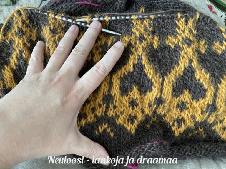 Strömsö villapaita Novitan Icelandic Wool langasta - Neuloosi